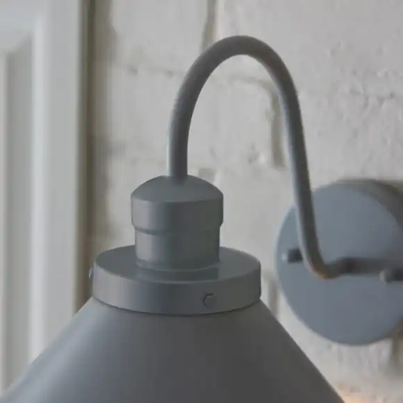 Dunelm Houston Outdoor Wall Light 6 Dunelm Houston Outdoor Wall Light - Image 6