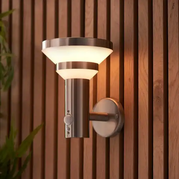 Vogue Lighting Vogue Leif Outdoor Solar PIR Wall Light 3 Vogue Lighting Vogue Leif Outdoor Solar PIR Wall Light - Image 3