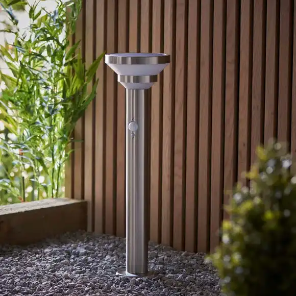 Vogue Lighting Vogue Leif 50cm Outdoor Solar PIR Floor Light 2 Vogue Lighting Vogue Leif 50cm Outdoor Solar PIR Floor Light - Image 2